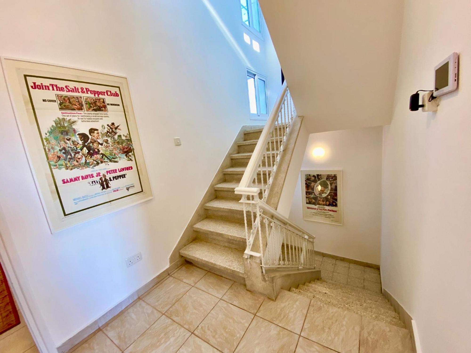 Liberty House - Central Two Bedroom Apartments Nicosia Phòng bức ảnh